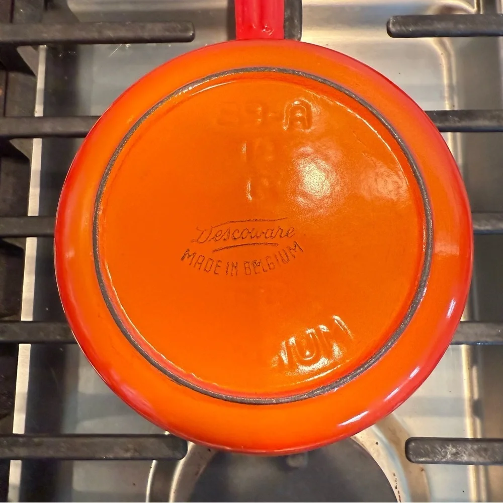 DESCOWARE Vintage 70s Belgium Orange Enamel Cast Iron Sauce Pan‎ Skillet Lid